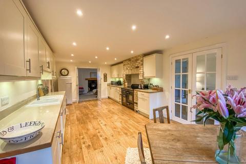 21 High Street, Barton, Cambridge, CB23 7BG