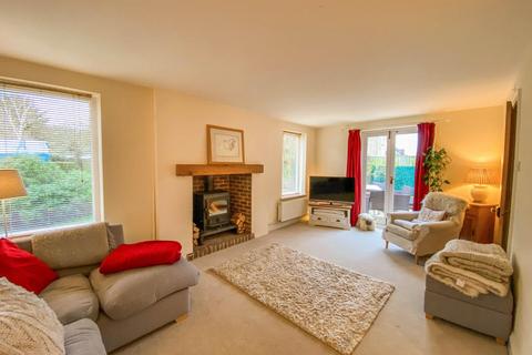 21 High Street, Barton, Cambridge, CB23 7BG