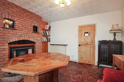 3 bedroom semi-detached house for sale, Midland Road, Thrapston NN14