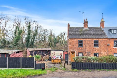 3 bedroom semi-detached house for sale, Midland Road, Thrapston NN14