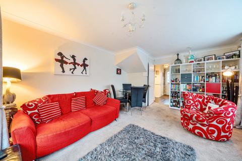 2 bedroom semi-detached house for sale, Crosby Way, Farnham, GU9