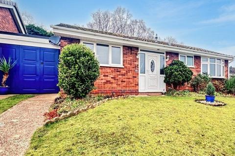 2 bedroom detached bungalow for sale, Waverley Gardens, Rugeley, WS15 2YE