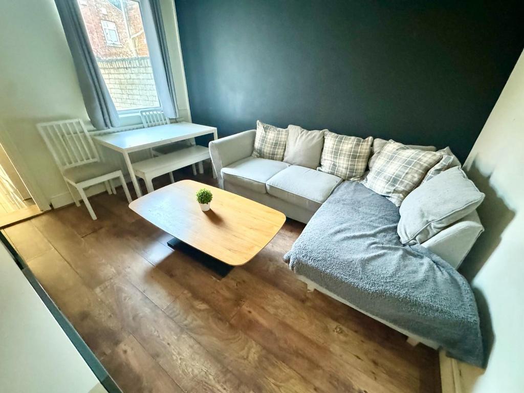 Living Room.jpg