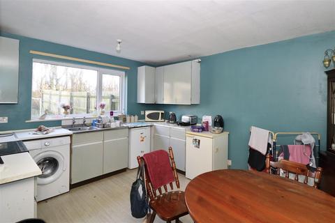 3 bedroom semi-detached house for sale, Glebe Avenue, Full Sutton, York