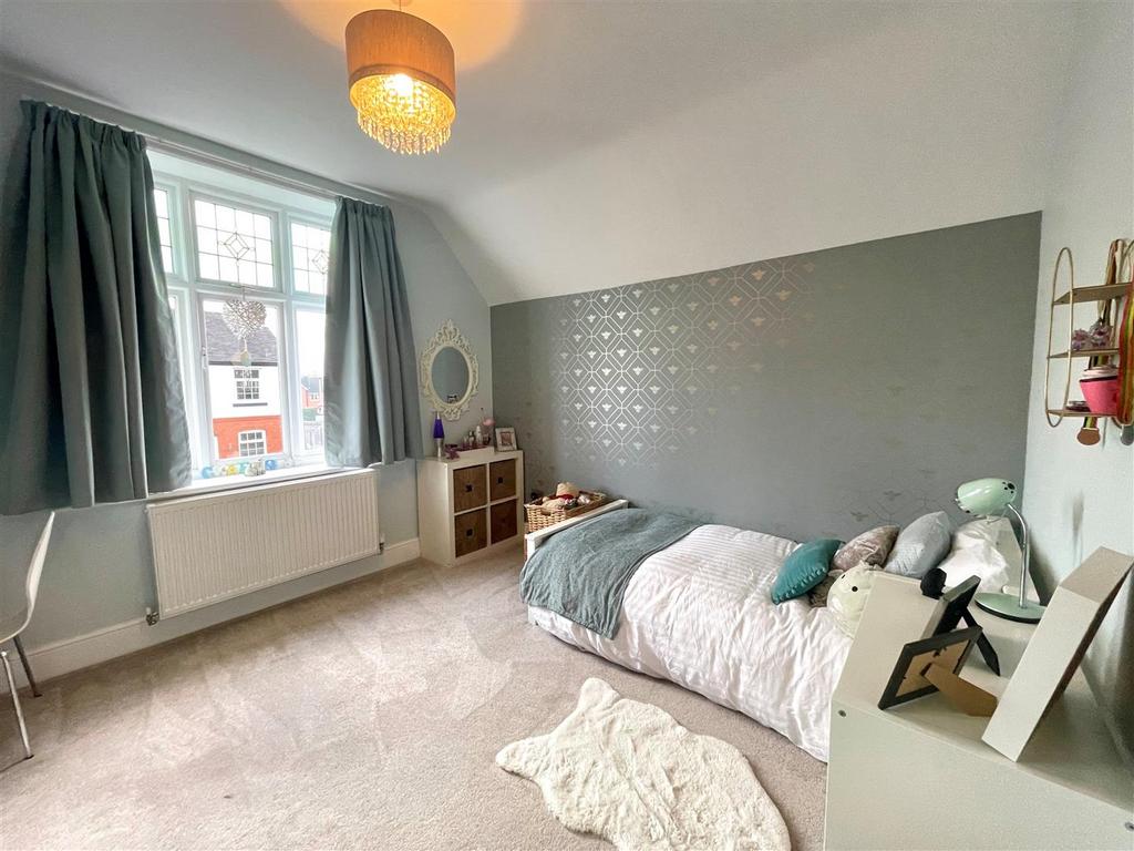 BEDROOM 3.jpg