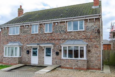 3 bedroom semi-detached house for sale, Queen Street, WITHERNSEA