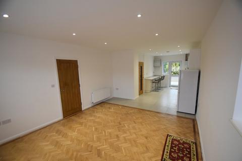 3 bedroom bungalow for sale, Oakington Avenue, Amersham, Buckinghamshire, HP6