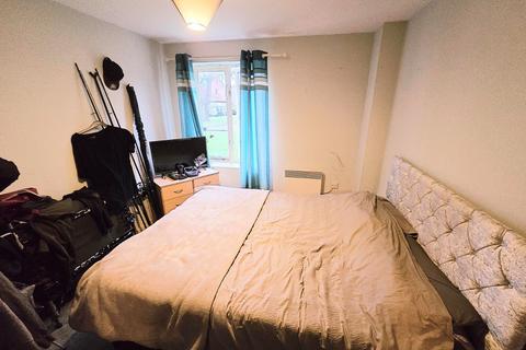 1 bedroom flat for sale, St. Georges Walk, Hampshire PO12