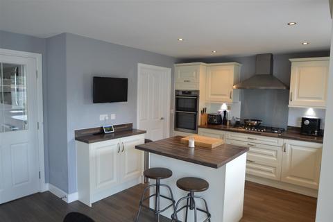 4 bedroom detached house to rent, 17 Timbers Green, Llangan, Vale of Glamorgan, CF35 5AZ