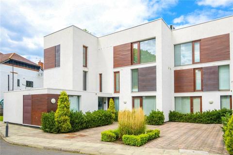 3 bedroom penthouse for sale, Rivermead Close, Teddington, TW11