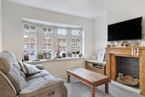 2 bedroom terraced house for sale, Gladstone Road, Buckhurst Hill, IG9