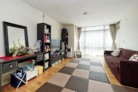 2 bedroom flat for sale, Lymington Road, London NW6