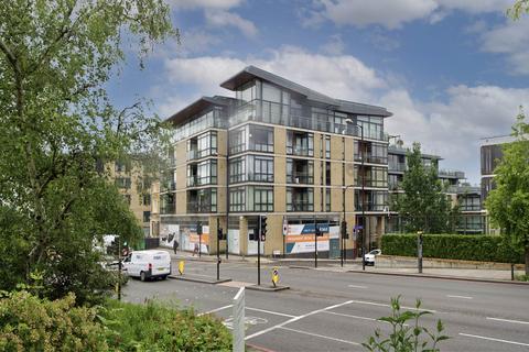 2 bedroom flat for sale, Lymington Road, London NW6