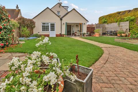 4 bedroom chalet for sale, Charnwood Road, Bognor Regis, PO22