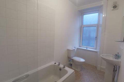 1 bedroom flat to rent, Broomlands Street, Paisley, PA1