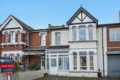 6 bedroom terraced house for sale, Ilford IG3