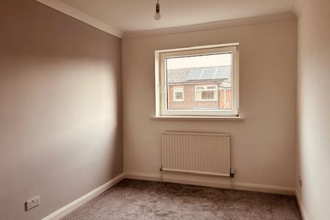 2 bedroom terraced house to rent, Wood Street, Pelton DH2