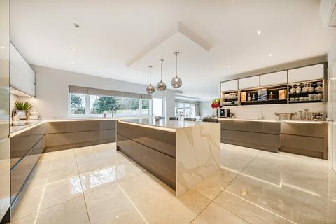 5 bedroom detached house for sale, Julian Road, Chelsfield Park, Kent