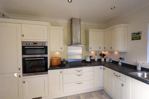 28 Chapel Road, Roche, St Austell, PL26 8JE