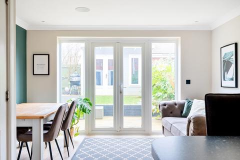 1 Atkinson Road, Hawkinge, Folkestone, CT18 7SB