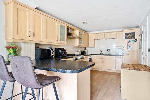 1 Atkinson Road, Hawkinge, Folkestone, CT18 7SB