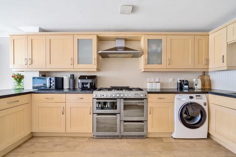 1 Atkinson Road, Hawkinge, Folkestone, CT18 7SB