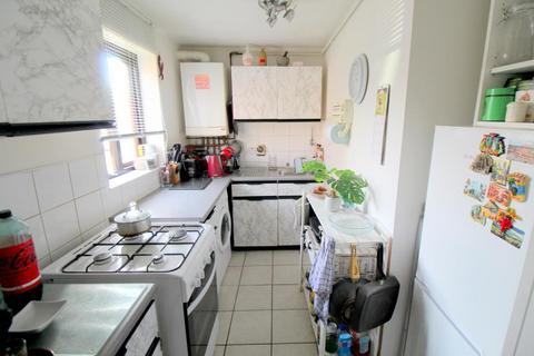 Studio for sale, Vicarage Way, Colnbrook