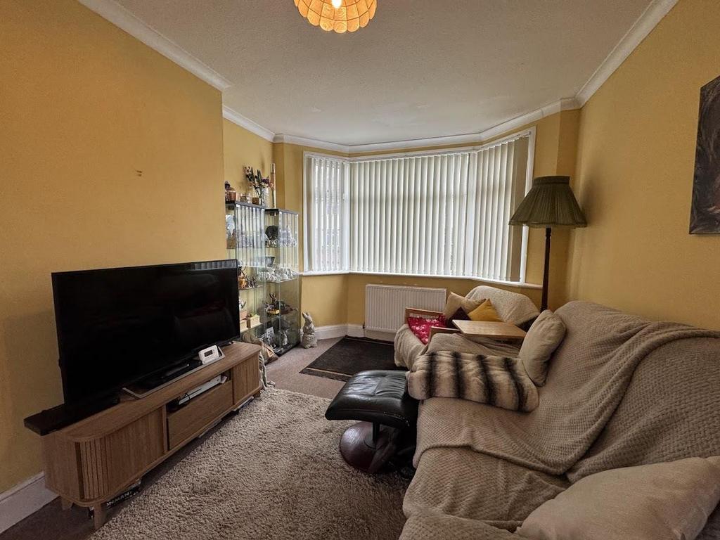 Open plan lounge dining room