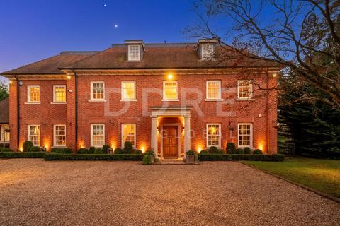 7 bedroom country house for sale, Over the Misbourne, Buckinghamshire, UB9