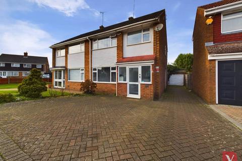 Torquay Drive, Luton LU4