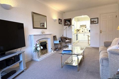 1 bedroom retirement property for sale, Fairhaven Court, Woodlands Road, Ansdell, Lytham St Annes