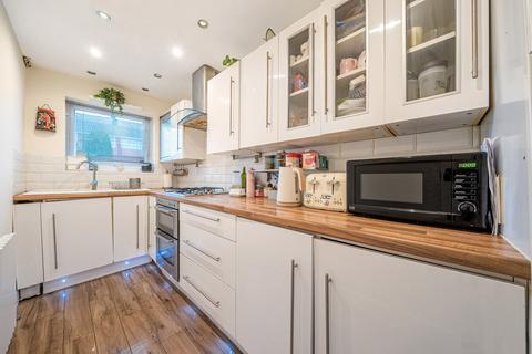 32 Ranworth Close, Erith, DA8 3AD