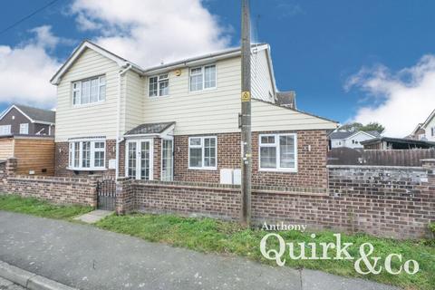 4 bedroom detached house for sale, Church Parade, Canvey Island, SS8