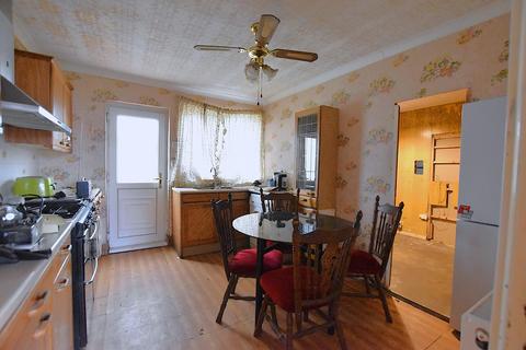 25 Eden Dene, Scunthorpe, DN16 2PX