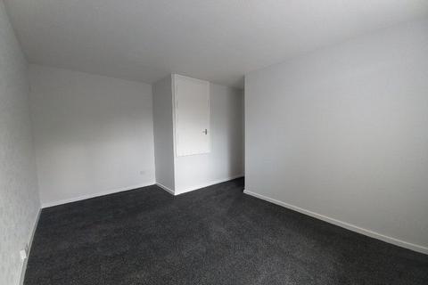 3 bedroom end of terrace house to rent, Middlesbrough TS8