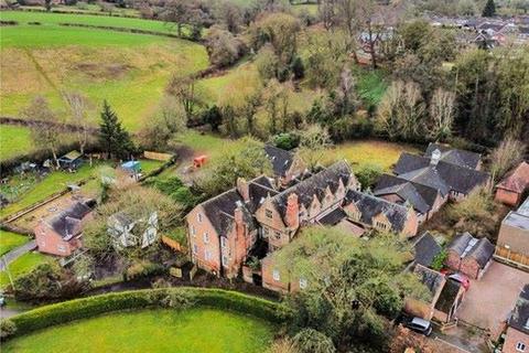 39 bedroom village house for sale, School Lane, Crewe CW3