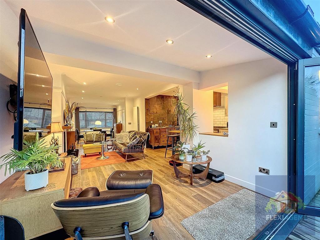 Dining Room/ Lounge