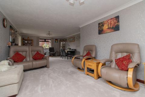 3 bedroom detached bungalow for sale, Hiller Close, Broadstairs, CT10