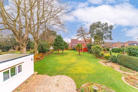 4 bedroom detached house for sale, Cromer Road, North Walsham