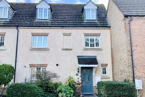 4 bedroom terraced house for sale, Hurn Grove, Bishop's Stortford, CM23