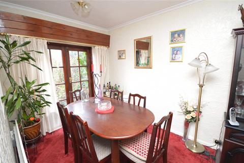 3 bedroom semi-detached house for sale, Blakeney Grove, Leeds, West Yorkshire