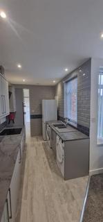 3 bedroom apartment to rent, Debdon Gardens, NEWCASTLE UPON TYNE, Tyne and Wear