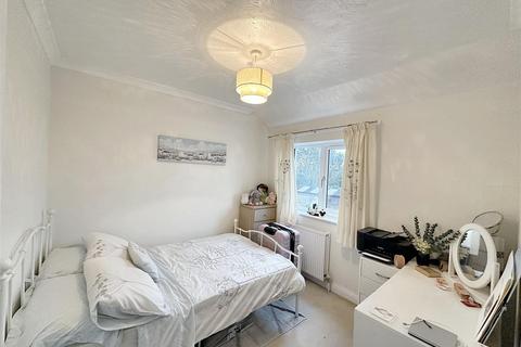 Tamarisk Fore Street, Probus, Truro, TR2 4PE