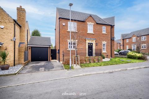 3 bedroom semi-detached house for sale, Croft Close, Tamworth, B77