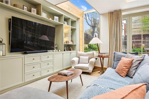 13 Aldbourne Road, London, W12 0LW
