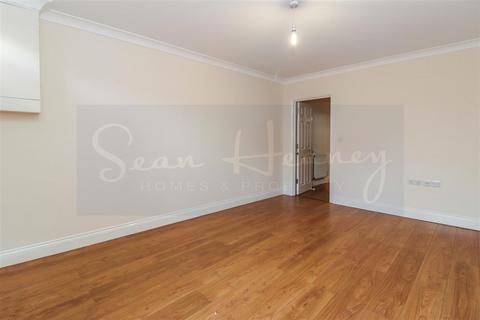 undefined, Alston Road, Barnet EN5