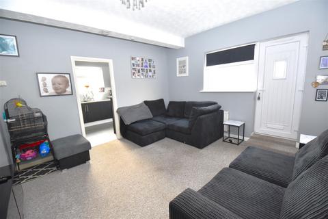 2 bedroom maisonette for sale, Ashingdon Road, Rochford