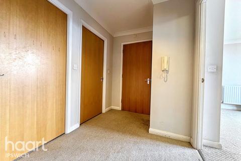 2 bedroom flat for sale, Hening Avenue, Ipswich