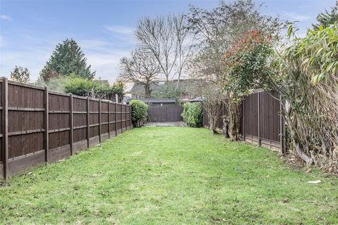 7 Cornwall Avenue, Byfleet, West Byfleet, KT14 7EX