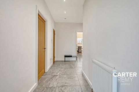 Wenbri First Avenue, Stanford-le-hope, SS17 8AA